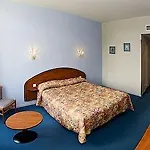 Logis Restaurant Les Minotiers Hotel