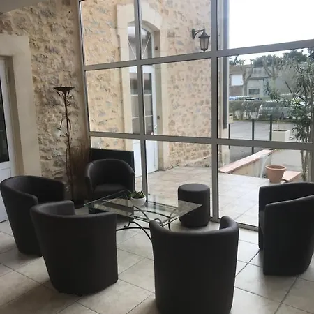 Szálloda Logis Restaurant Les Minotiers