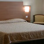Hotel Logis Restaurant Les Minotiers 3*