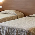 Logis Restaurant Les Minotiers Hotel 3*