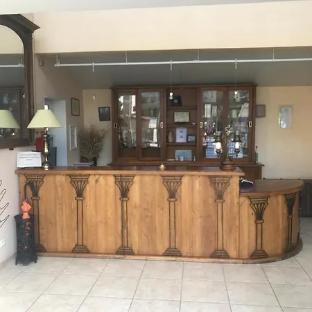 Logis Restaurant Les Minotiers 3* Mirepoix (Ariege)