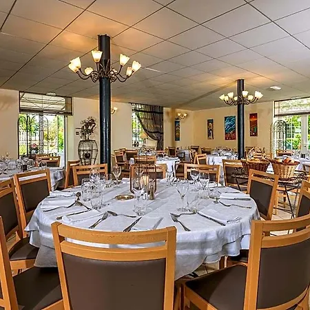 Hotel Logis Restaurant Les Minotiers