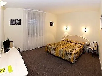 Logis Restaurant Les Minotiers Hotel Mirepoix (Ariege)