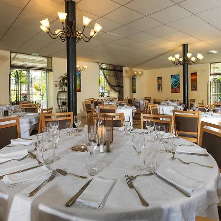 Logis Restaurant Les Minotiers Hotel Mirepoix (Ariege)