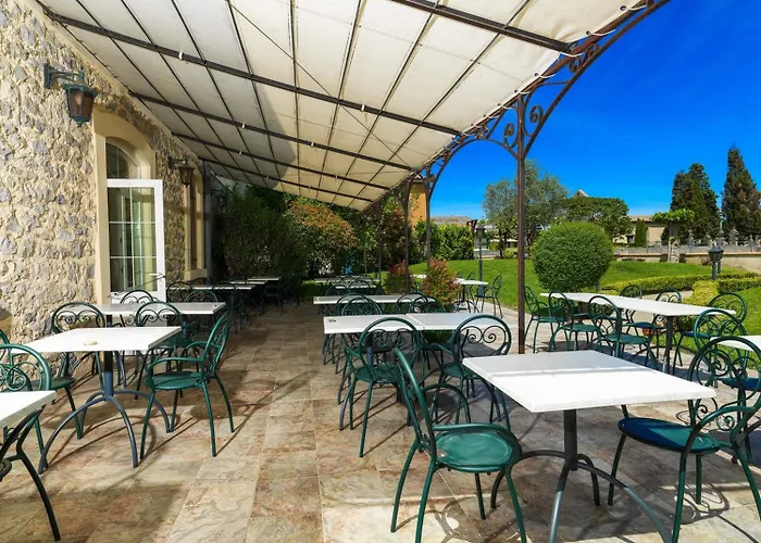 Logis Restaurant Les Minotiers 3*